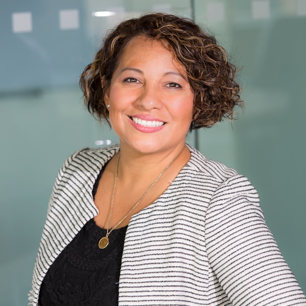 Rachel Bennett — Beauty & Skincare Editor